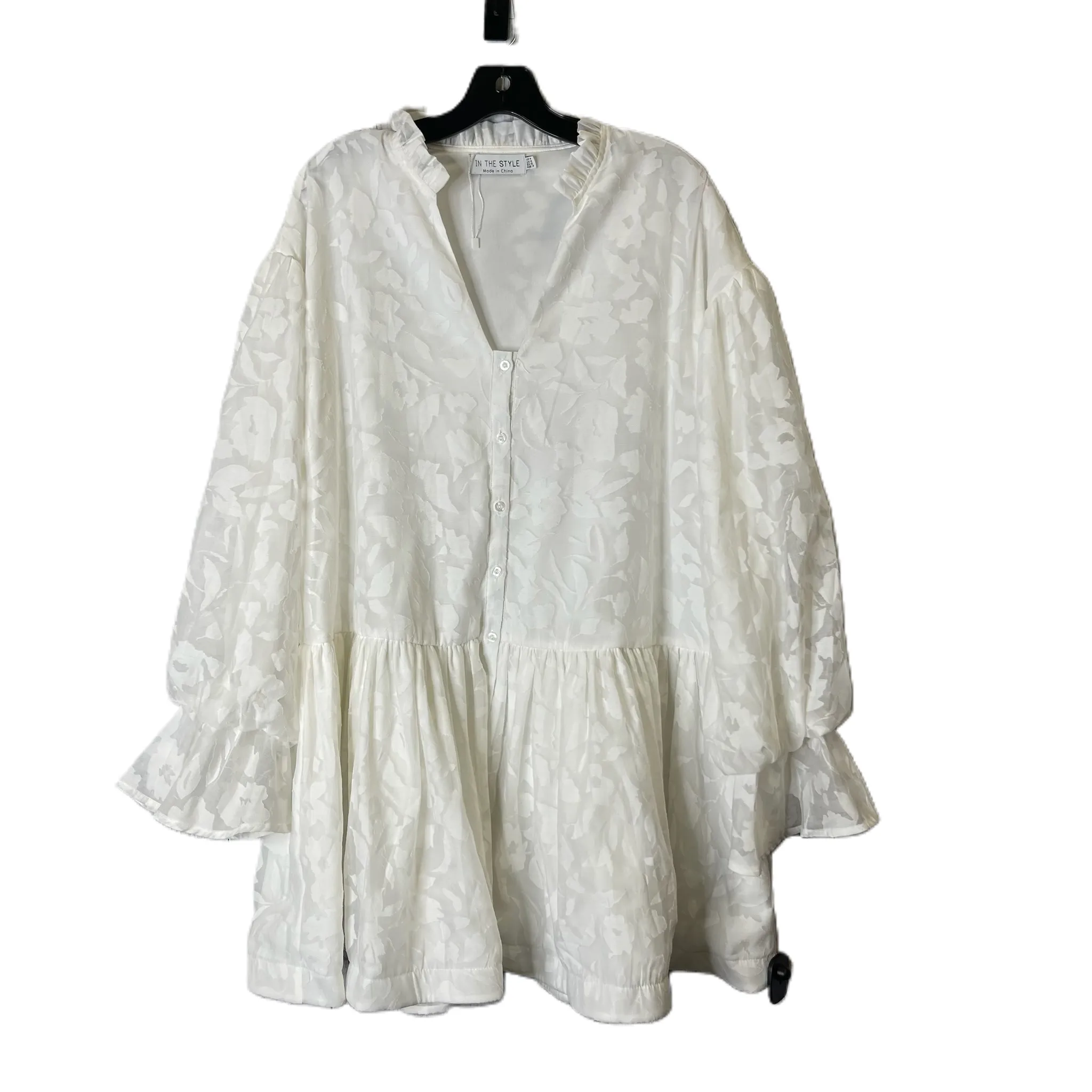 Dress Casual Short By In the Style In White, Size: 10