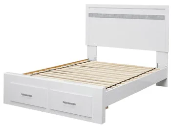 Jallory Contemporary Master Bedroom Queen Storage Footboard