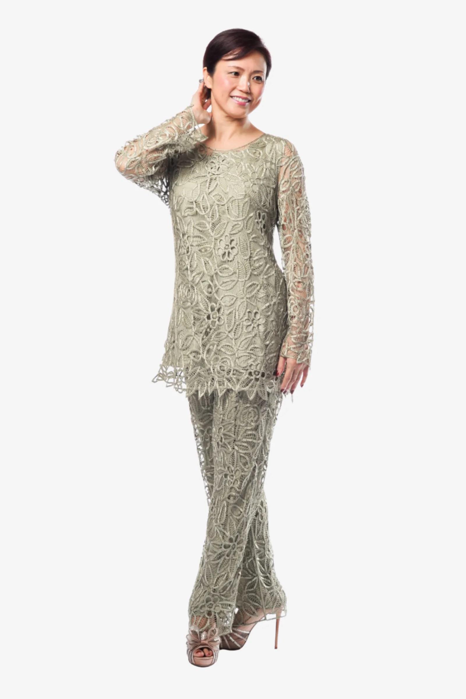 Soulmates C80783 Crocheted Lace Beaded Tunic Top with Pants Set